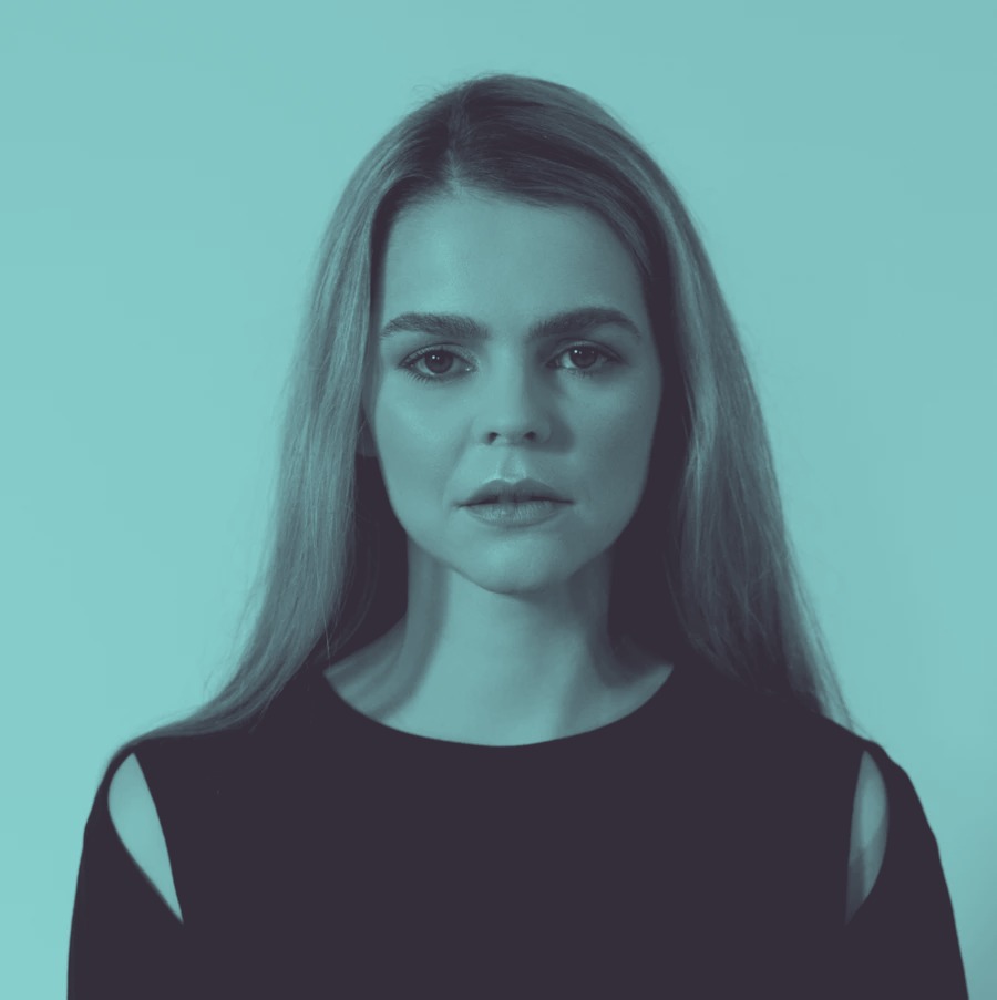 sylvie-kok-duotone-turquoise